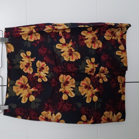 Rickis size 8 dress skirt Navy, Burgundy and Gold - Picture 1 of 1